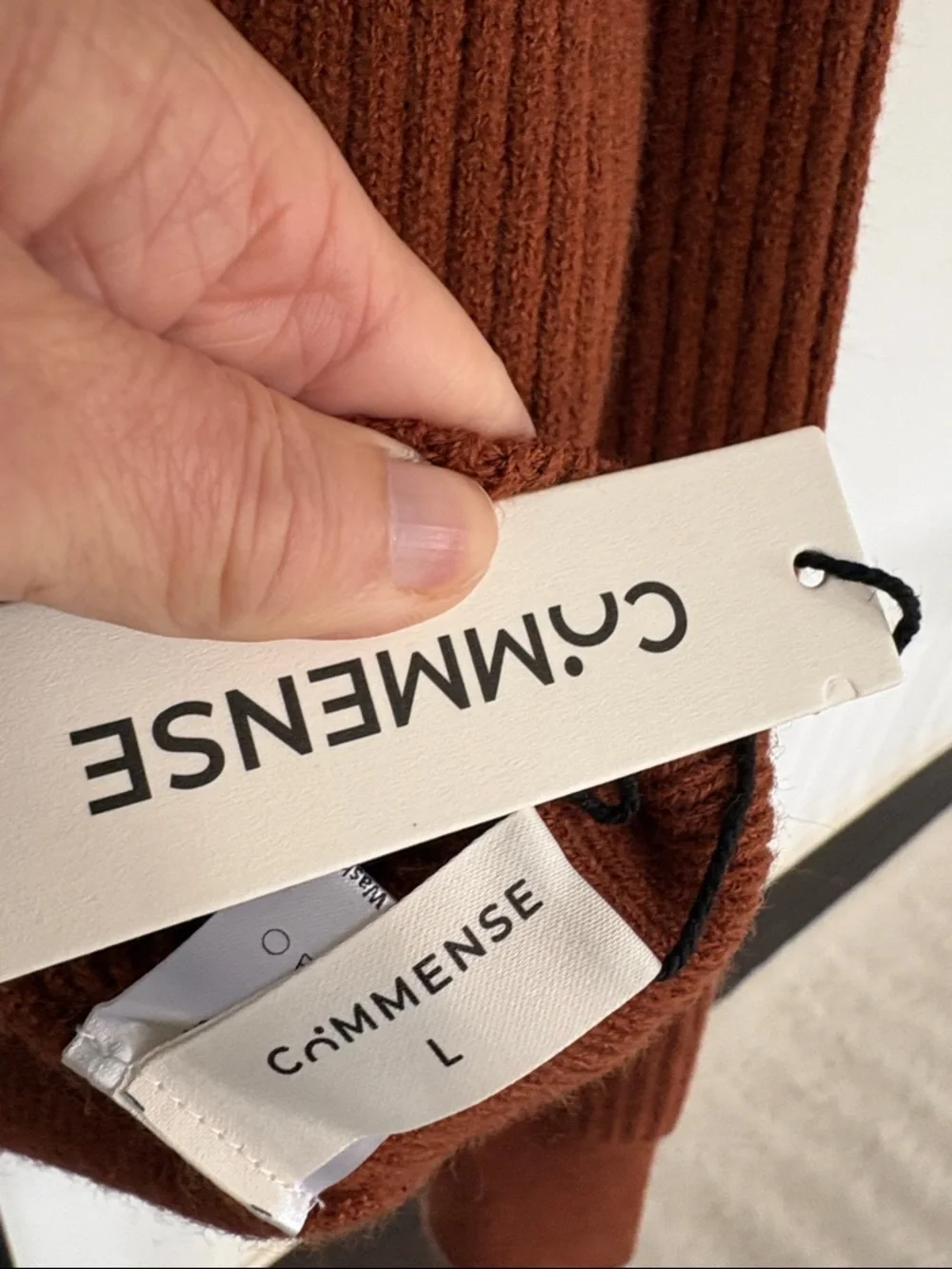 Commense Collared Metal Buckled Ribbed Cropped Sweater NWT Size L - Picture 6 of 8